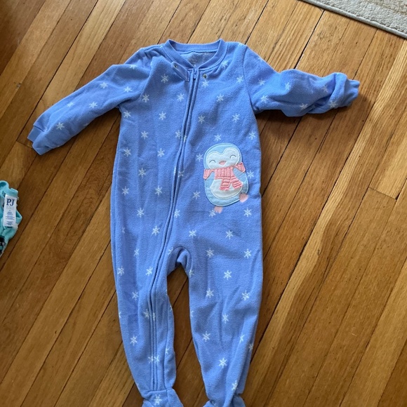 Carter’s Bundle of 3 Loose Fit Long-Sleeve 1-Piece Pajamas size 2T EUC - Picture 8 of 16